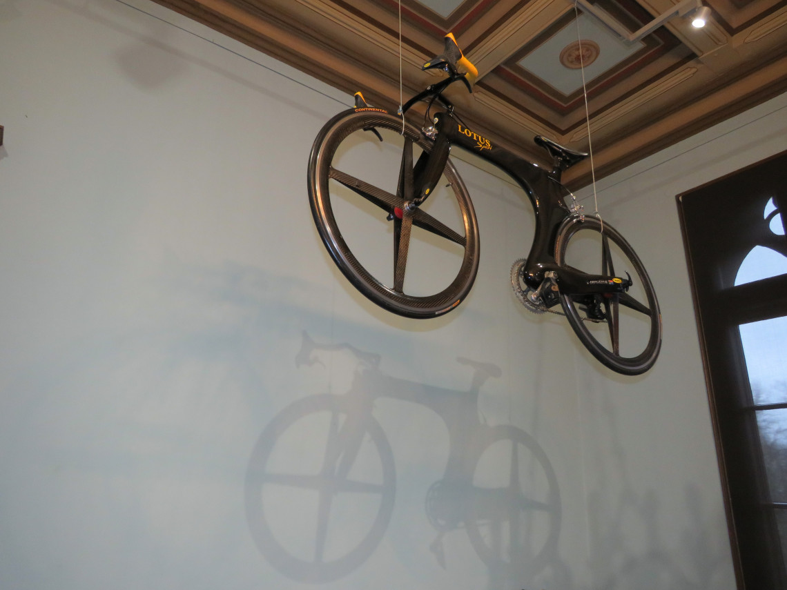 "Lotus" Stra&szlig;enrennrad